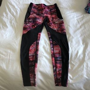 Lululemon pattern & color block tights